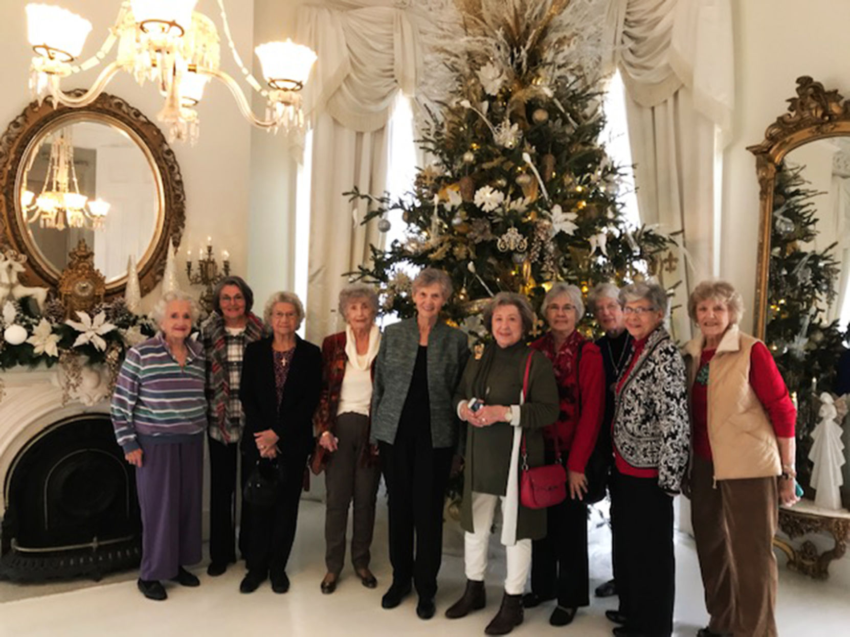 Modernaires Club